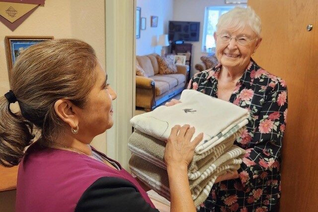 HP - Housekeeping Picture 2